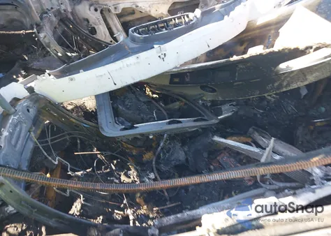 2015 BMW M4 z USA, uszkodzony, nr VIN WBS3R9C55FK332505